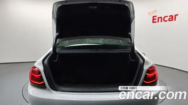 Kia The K9 2018 — Şəkil 14/20