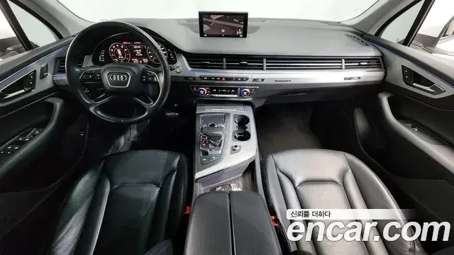 Audi Q7 2019 — Şəkil 1/20