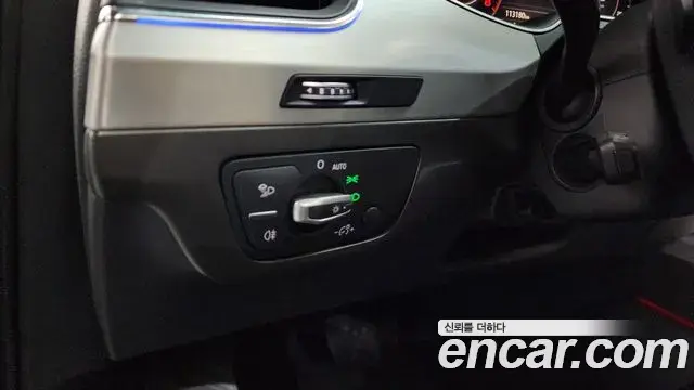 Audi Q7 2019 — Şəkil 9/20