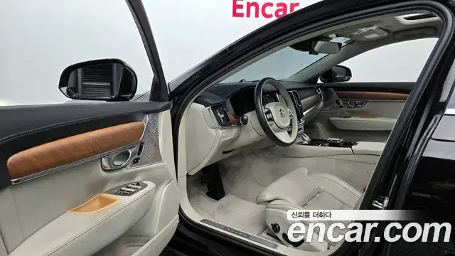 Volvo S90 2020 — ფოტო 15/20