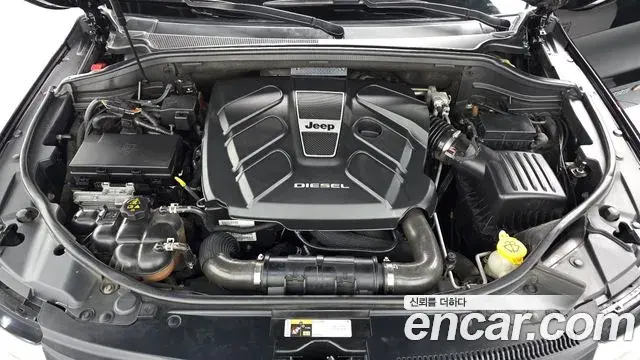 Jeep Grand Cherokee 2018 — Photo 13/20