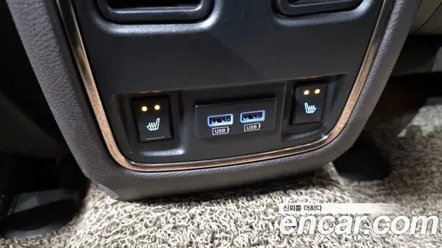 Jeep Grand Cherokee 2018 — Photo 15/20