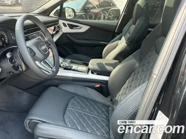 Audi Q7 2026 — Şəkil 10/20