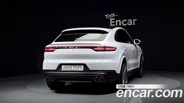 Porsche Cayenne 2020 — Şəkil 15/20