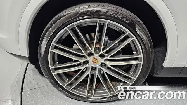 Porsche Cayenne 2020 — Şəkil 9/20