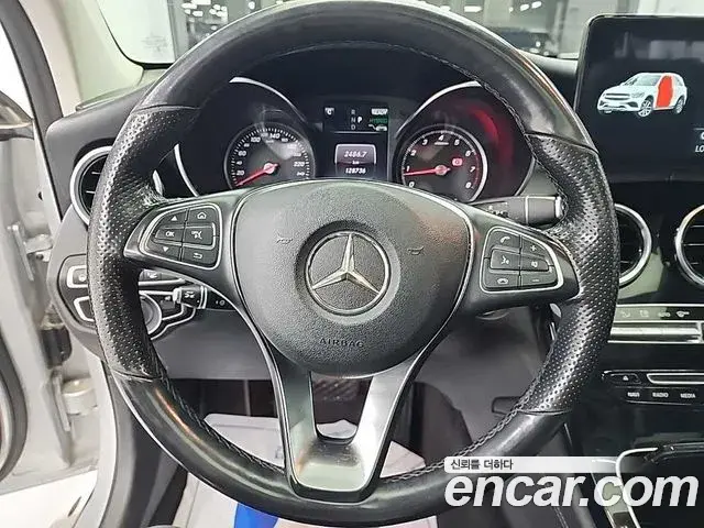 Mercedes-Benz GLC-Class 2018 — Фото 8/18