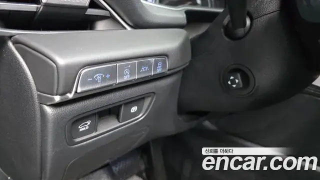 Genesis GV80 2021 — Şəkil 18/20