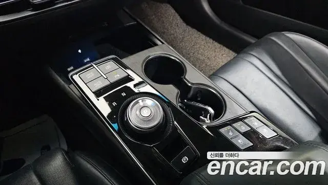 Kia K8 2022 — ფოტო 2/20