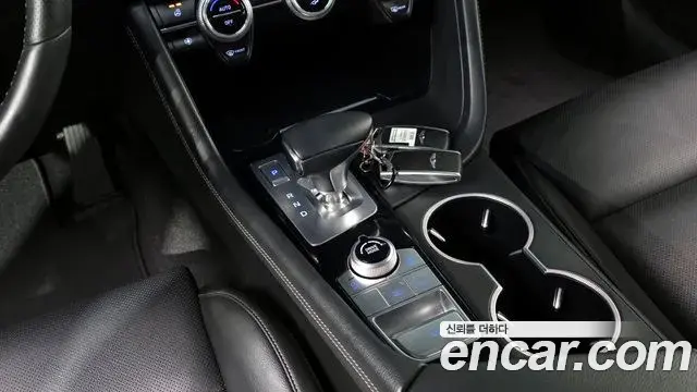 Genesis G70 2019 — Şəkil 17/20