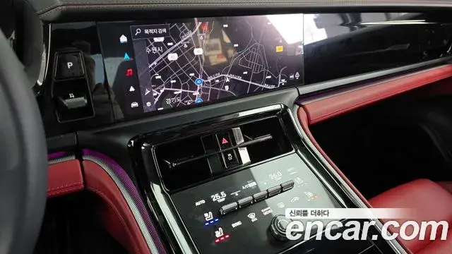 Porsche Panamera 2025 — ფოტო 19/20