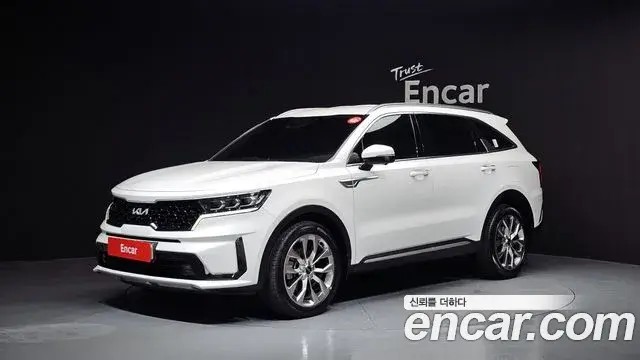 Kia Sorento 2023 — Фото 1/20