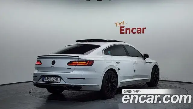 Volkswagen Arteon 2019 — ფოტო 9/20