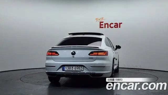 Volkswagen Arteon 2019 — ფოტო 5/20
