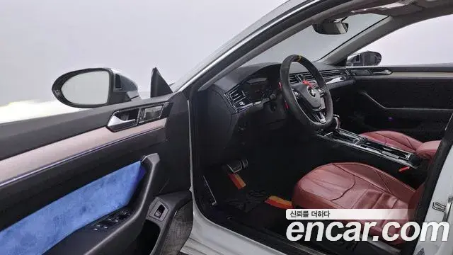 Volkswagen Arteon 2019 — ფოტო 12/20