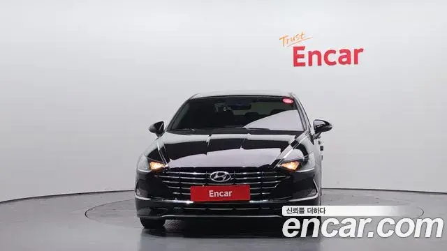 Hyundai Sonata 2021 — Фото 3/20
