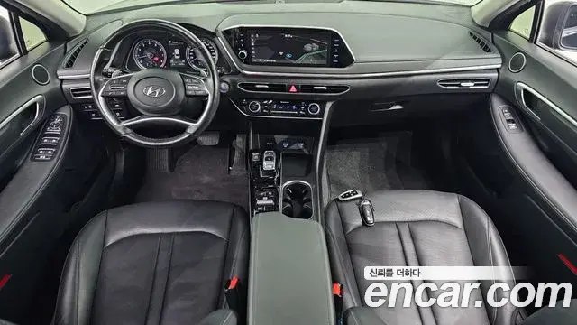 Hyundai Sonata 2021 — Фото 7/20