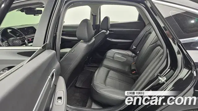 Hyundai Sonata 2021 — Фото 13/20