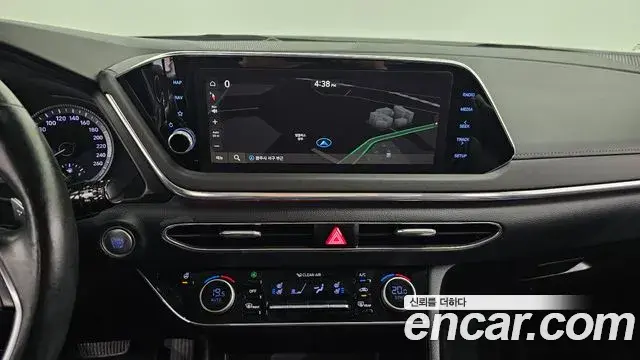 Hyundai Sonata 2021 — Фото 15/20