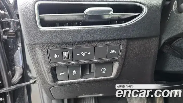 Hyundai Sonata 2021 — Фото 17/20