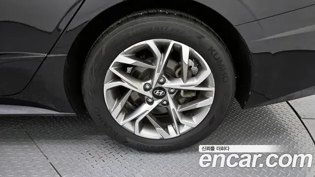 Hyundai Sonata Hybrid 2021 — Şəkil 12/20