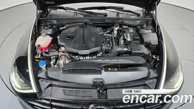 Hyundai Sonata Hybrid 2021 — Şəkil 18/20