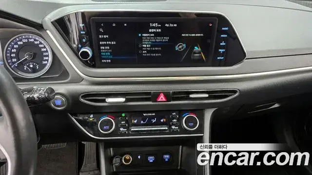 Hyundai Sonata Hybrid 2021 — Şəkil 14/20