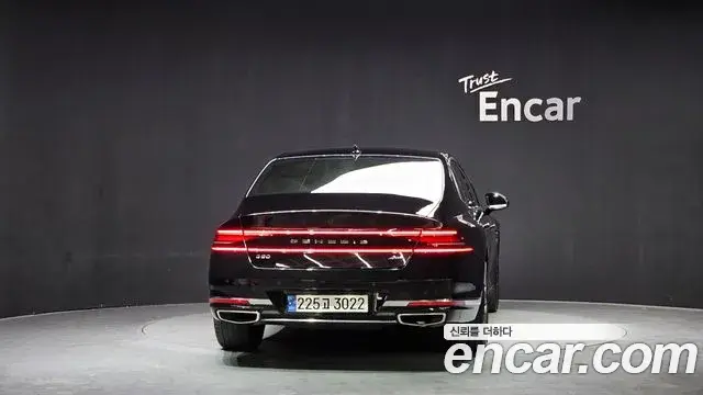Genesis G90 2022 — ფოტო 5/20
