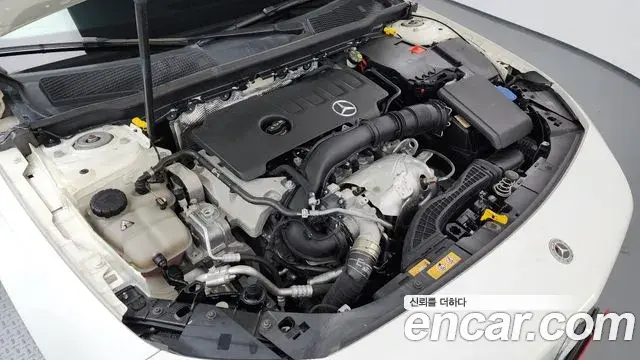 Mercedes-Benz A-Class 2021 — Şəkil 12/20