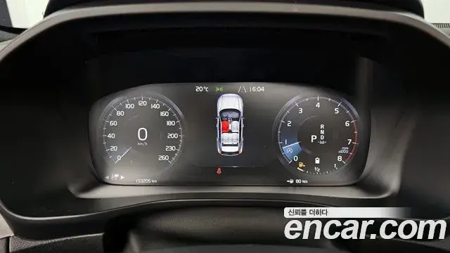 Volvo XC40 2020 — ფოტო 12/20