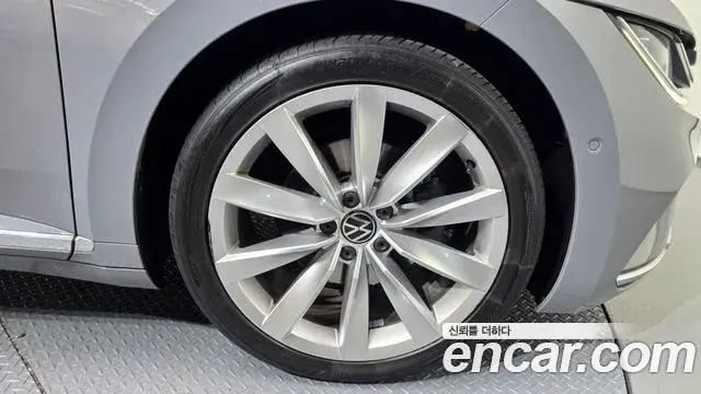 Volkswagen Arteon 2022 — Şəkil 9/20