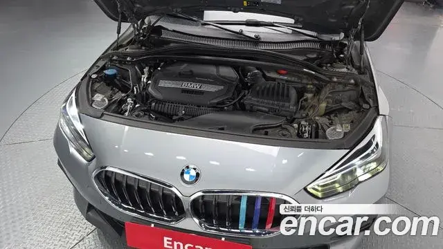 BMW 2 Series Gran Coupe 2022 — Photo 10/20