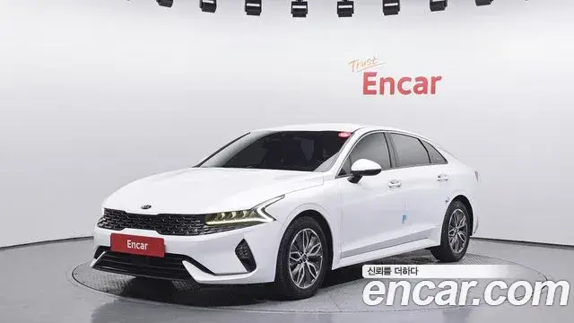 Kia K5 2021 — ფოტო 11/20
