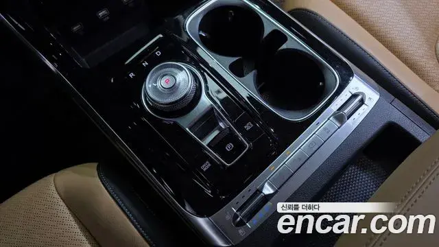 Kia Carnival 2021 — Фото 9/20