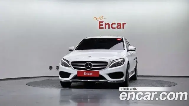 Mercedes-Benz C-Class 2018 — Фото 3/20