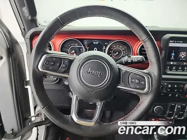 Jeep Wrangler 2018 — Photo 10/18