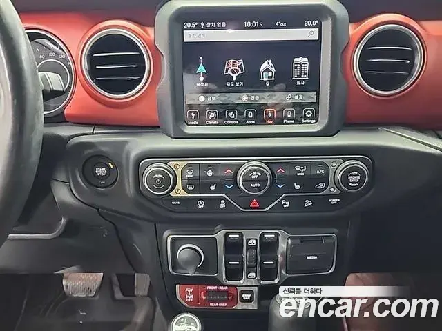 Jeep Wrangler 2018 — Photo 14/18