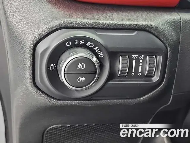 Jeep Wrangler 2018 — Photo 7/18
