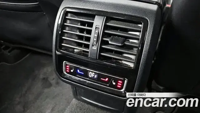 Volkswagen Passat GT 2022 — Şəkil 15/34
