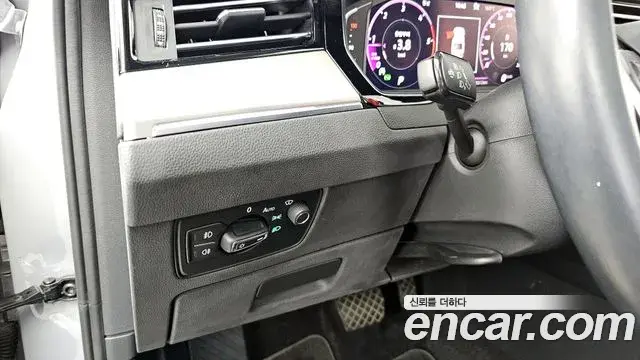 Volkswagen Passat GT 2022 — Şəkil 11/34