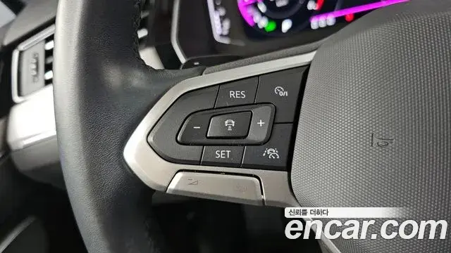Volkswagen Passat GT 2022 — Şəkil 10/34
