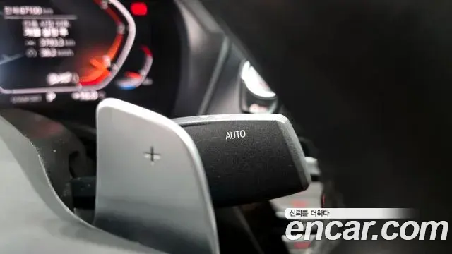BMW X4 2020 — ფოტო 30/35
