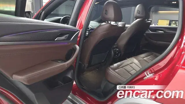 BMW X4 2020 — ფოტო 18/35