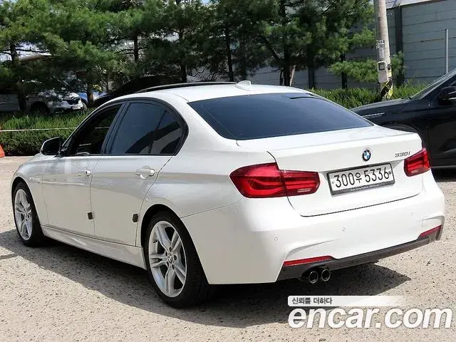BMW 3 Series 2018 — Photo 1/20