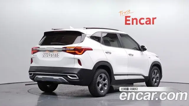 Kia Seltos 2022 — Photo 19/30