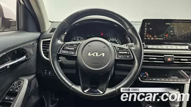 Kia Seltos 2022 — Photo 29/30