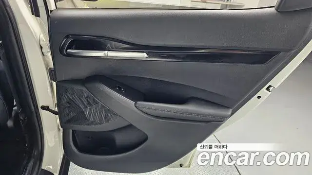 Kia Seltos 2022 — Photo 3/30