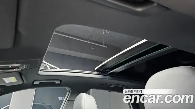 Audi Q5 2022 — ფოტო 9/33