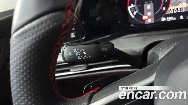 Volkswagen Golf 2024 — ფოტო 34/34