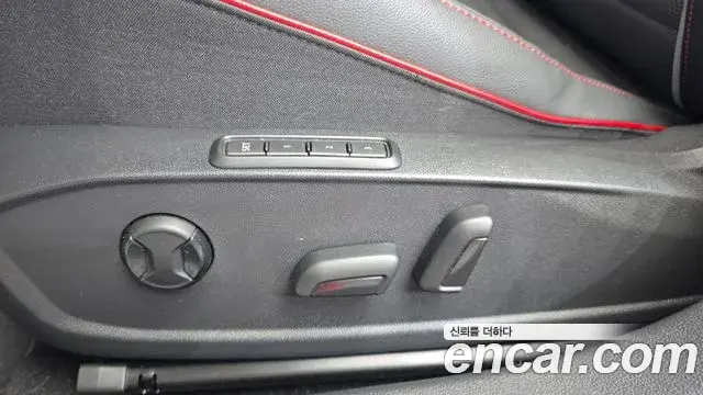 Volkswagen Golf 2024 — ფოტო 9/34