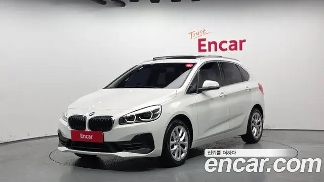 BMW 2 Series Active Tourer 2019 — Фото 1/20